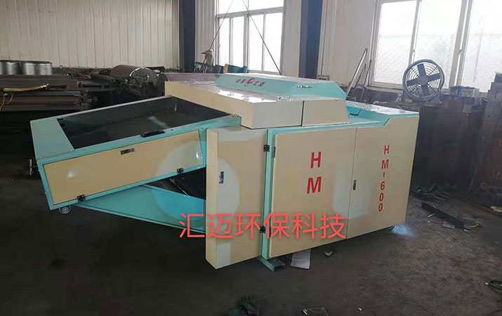 不同結(jié)構(gòu)開松機(jī)的差異